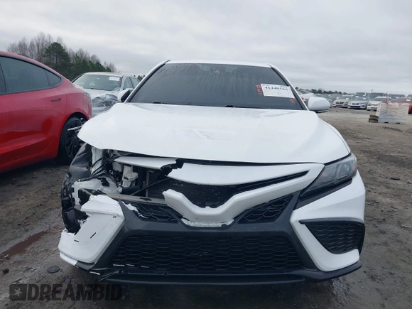 2021 Toyota Camry SE Nightshade with VIN 4T1T11AK7MU515295, listed as a IAAI auction lot 41440563 with 72,686 mi miles. Bid and sale history available at carsss.com. Image 12.