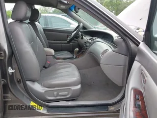 2003 Toyota Avalon XL with VIN 4T1BF28B53U285411, listed as a IAAI auction lot 42140722 with 282,407 mi miles and . Bid and sale history available at carsss.com. Image 5.