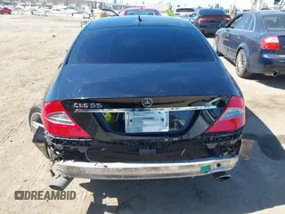 2010 Mercedes-Benz CLS 550 with VIN WDDDJ7CB0AA164094, listed as a IAAI auction lot 42709887 with 83,092 mi miles and . Bid and sale history available at DreamBid. Image 17.