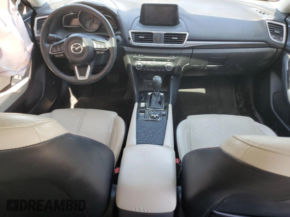 2017 Mazda 3 Grand Touring z VIN JM1BN1M3XH1117241, wystawiony jako Copart lot #53499295 z przebiegiem 63 886 mil mil oraz Szkoda całkowita • Salvage title. Historia ofert i sprzedaży dostępna na DreamBid. Obrazek 8.