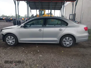 2012 Volkswagen Jetta SE with VIN 3VWDP7AJ9CM320638, listed as a IAAI auction lot 42227679 with 148,629 mi miles and . Bid and sale history available at DreamBid. Image 15.