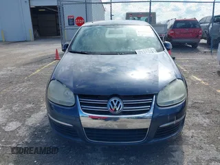 2006 Volkswagen Jetta 2.5L z VIN 3VWRF71K76M625318, wystawiony jako IAAI lot #41872926 z przebiegiem 69 892 mil mil oraz . Historia ofert i sprzedaży dostępna na DreamBid. Obrazek 6.