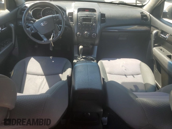 2012 Kia Sorento LX with VIN 5XYKTCA6XCG239428, listed as a Copart auction lot 48671735 with 173,091 mi miles and Salvage Title. Bid and sale history available at carsss.com. Image 8.