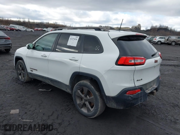 2016 Jeep Cherokee Latitude with VIN 1C4PJMCB8GW282752, listed as a IAAI auction lot 41475436 with 94,257 mi miles. Bid and sale history available at carsss.com. Image 3.