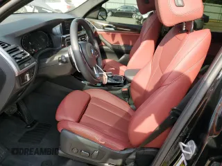 2024 BMW X3 sDrive30i z VIN WBX47DP05RN262593, wystawiony jako Copart lot #54863395 z przebiegiem 17 048 mil mil oraz Szkody całkowita. Historia ofert i sprzedaży dostępna na DreamBid. Obrazek 7.