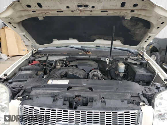 2010 GMC Yukon SLT with VIN 1GKUCCE01AR287921, listed as a Copart auction lot 50781775 with 202,301 mi miles and Salvage Title. Bid and sale history available at carsss.com. Image 12.