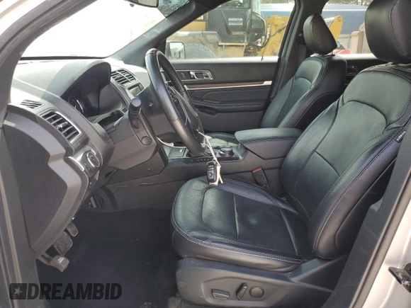 2019 Ford Explorer Limited z VIN 1FM5K8F82KGB43145, wystawiony jako Copart lot #57031025 z przebiegiem 76 481 mil mil oraz Szkoda całkowita • Salvage title. Historia ofert i sprzedaży dostępna na DreamBid. Obrazek 7.