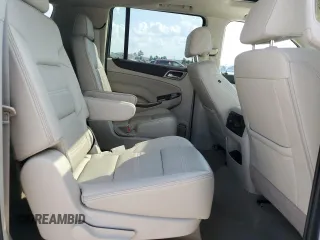 2020 GMC Yukon XL Denali with VIN 1GKS1HKJ1LR303285, listed as a Copart auction lot 71786914 with 132,278 mi miles and Salvage Title. Bid and sale history available at carsss.com. Image 11.