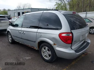 2005 Dodge Caravan SXT with VIN 1D4GP45R35B203472, listed as a IAAI auction lot 42198565 with 145,598 mi miles and . Bid and sale history available at carsss.com. Image 3.