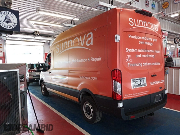 2023 Ford Transit Cargo z VIN 1FTBR1X8XPKC02486, wystawiony jako IAAI lot #42786968 z przebiegiem 7 229 mil mil oraz . Historia ofert i sprzedaży dostępna na DreamBid. Obrazek 20.