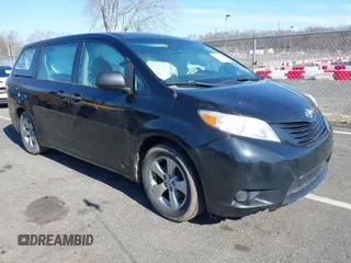 2013 Toyota Sienna L with VIN 5TDZK3DC1DS395994, listed as a IAAI auction lot 41759212 with 163,898 mi miles. Bid and sale history available at carsss.com. Image 1.