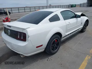2008 Ford Mustang Deluxe with VIN 1ZVHT80N585188191, listed as a IAAI auction lot 42162834 with 145,313 mi miles and . Bid and sale history available at DreamBid. Image 4.