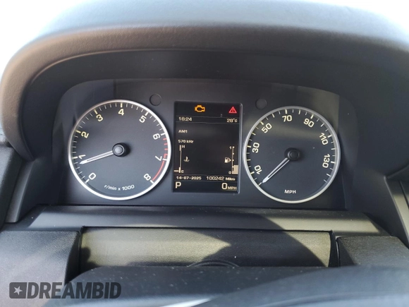 2016 Land Rover LR4 HSE with VIN SALAG2V69GA836072, listed as a Copart auction lot 64968505 with 100,242 mi miles and Clean title. Bid and sale history available at DreamBid. Image 9.