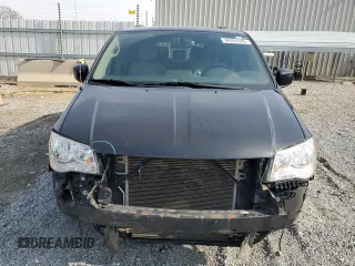 2016 Chrysler Town & Country Touring with VIN 2C4RC1BG7GR298447, listed as a Copart auction lot 48495945 with 170,172 mi miles and Salvage Title. Bid and sale history available at carsss.com. Image 5.
