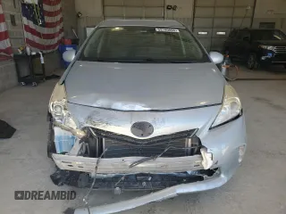 2013 Toyota Prius Two with VIN JTDZN3EU0D3234049, listed as a Copart auction lot 52780865 with 184,763 mi miles and Salvage Title. Bid and sale history available at carsss.com. Image 5.