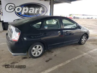 2004 Toyota Prius with VIN JTDKB20U740096099, listed as a Copart auction lot 56998395 with 198,789 mi miles and Clean Title. Bid and sale history available at DreamBid. Image 3.