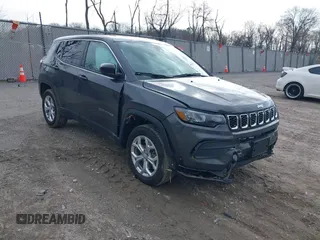 2024 Jeep Compass Sport с VIN 3C4NJDANXRT173299, выставлен на аукционе IAAI как лот 41887862 с пробегом 6 817 миль миль и . История ставок и продаж доступна на DreamBid. Изображение 1.