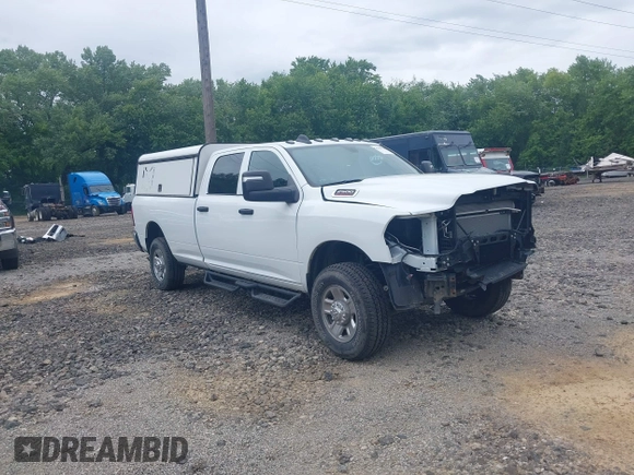 2024 Ram 2500 Tradesman with VIN 3C6UR5HJ8RG288173, listed as a IAAI auction lot 42290610 with 5,757 mi miles and . Bid and sale history available at DreamBid. Image 1.