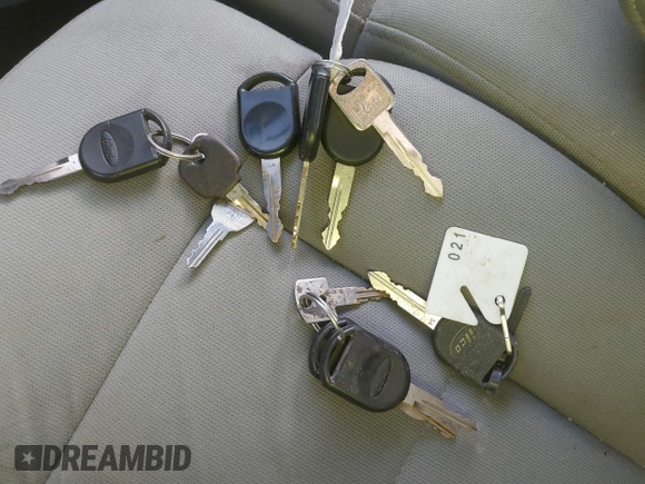 2007 Ford F-150 XL с VIN 1FTRF14W37KA94092, выставлен на аукционе IAAI как лот 41566632 с пробегом 263 211 миль миль и . История ставок и продаж доступна на DreamBid. Изображение 11.