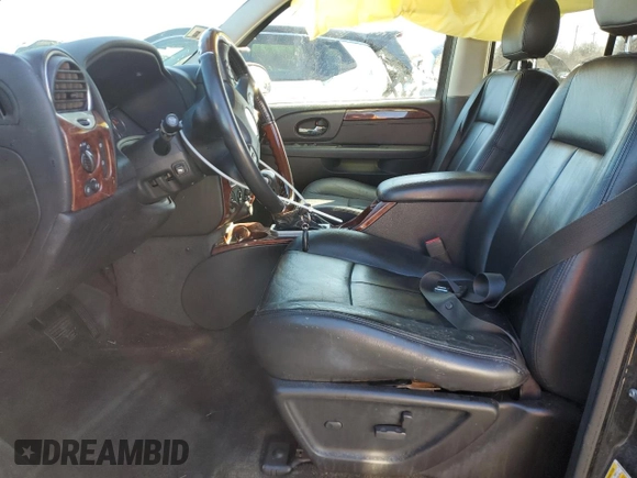 2008 GMC Envoy Denali with VIN 1GKET63M282161131, listed as a Copart auction lot 48054005 with 89,704 mi miles and Salvage Title. Bid and sale history available at carsss.com. Image 7.