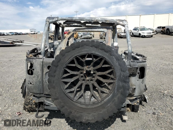 2017 Jeep Wrangler Unlimited Sahara с VIN 1C4BJWEG9HL516883, выставлен на аукционе Copart как лот 61254305 с пробегом Не указан миль и На запчасти • Non repairable. История ставок и продаж доступна на DreamBid. Изображение 6.