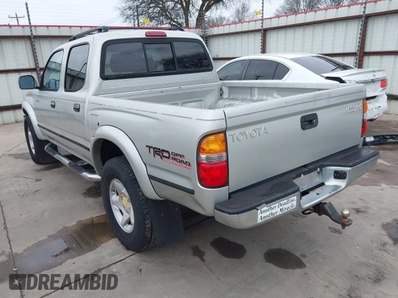 2002 Toyota Tacoma PreRunner with VIN 5TEGN92N42Z888865, listed as a IAAI auction lot 41674113 with 229,651 mi miles and . Bid and sale history available at DreamBid. Image 3.