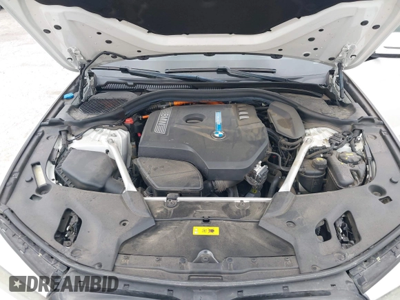 2019 BMW 5 Series 530e with VIN WBAJA9C58KB389245, listed as a IAAI auction lot 42111193 with 88,383 mi miles and . Bid and sale history available at DreamBid. Image 10.