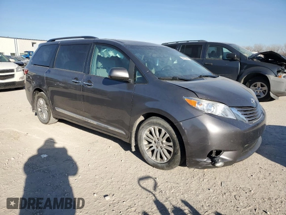 2017 Toyota Sienna XLE Auto Access Seat with VIN 5TDYZ3DC7HS872604, listed as a Copart auction lot 84915364 with 162,500 mi miles and Salvage Title. Bid and sale history available at DreamBid. Image 4.