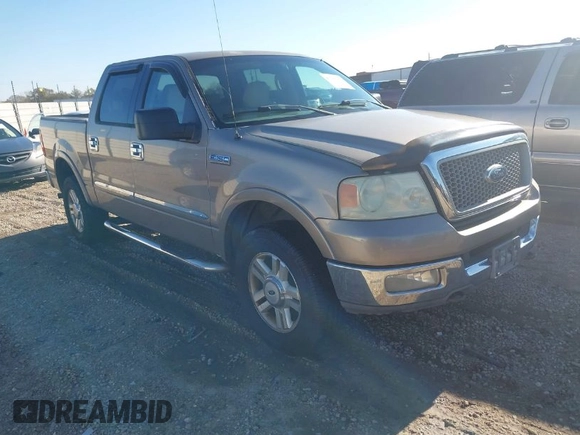 2004 Ford F-150 XLT with VIN 1FTPW14584KC35765, listed as a IAAI auction lot 41249586 with 322,715 mi miles. Bid and sale history available at carsss.com. Image 1.