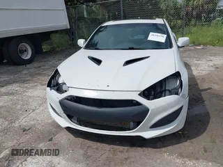 2013 Hyundai Genesis Coupe R-Spec with VIN KMHHT6KD0DU090273, listed as a IAAI auction lot 41304908 with 177,650 mi miles and . Bid and sale history available at DreamBid. Image 6.