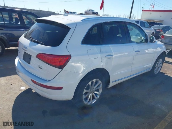 2016 Audi Q5 Premium with VIN WA1C2AFP5GA003167, listed as a IAAI auction lot 41641975 with 105,470 mi miles. Bid and sale history available at carsss.com. Image 4.