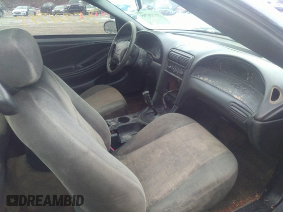 2003 Ford Mustang Standard with VIN 1FAFP40473F313103, listed as a IAAI auction lot 35721795 with 202,013 mi miles and . Bid and sale history available at DreamBid. Image 5.