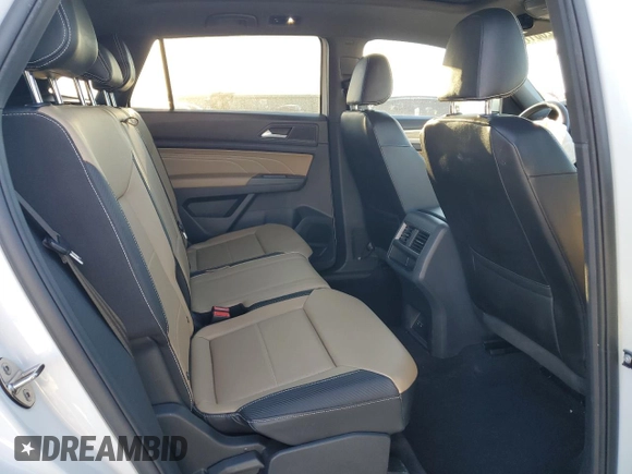 2021 Volkswagen Atlas SE with VIN 1V2RE2CA8MC226055, listed as a Copart auction lot 42681735 with 34,920 mi miles and Salvage title. Bid and sale history available at DreamBid. Image 11.