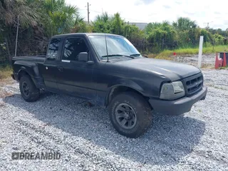 2000 Ford Ranger XL with VIN 1FTYR14V8YTA68917, listed as a IAAI auction lot 40342381 with 143,236 mi miles. Bid and sale history available at carsss.com. Image 1.