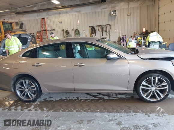 2022 Chevrolet Malibu LT with VIN 1G1ZD5ST4NF109252, listed as a IAAI auction lot 42075766 with 81,144 mi miles and . Bid and sale history available at DreamBid. Image 13.