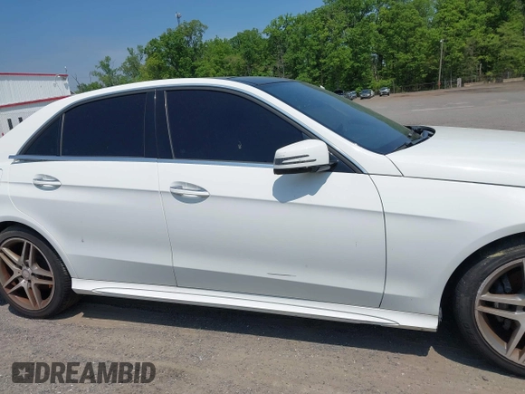 2015 Mercedes-Benz E 350 Luxury with VIN WDDHF8JBXFB088879, listed as a IAAI auction lot 42132658 with Not Provided miles and . Bid and sale history available at DreamBid. Image 12.