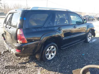 2004 Toyota 4Runner SR5 with VIN JTEBU14R440050428, listed as a IAAI auction lot 41543436 with 270,631 mi miles and . Bid and sale history available at DreamBid. Image 4.