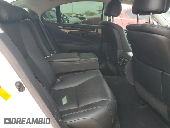 2013 Lexus LS 460 z VIN JTHBL5EF2D5115068, wystawiony jako Copart lot #50638275 z przebiegiem 84 817 mil mil oraz Szkoda całkowita • Salvage title. Historia ofert i sprzedaży dostępna na DreamBid. Obrazek 11.