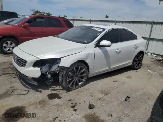 2015 Volvo S60 T6 Drive-E Platinum with VIN YV149MFMXF1334512, listed as a Copart auction lot 58507554 with 88,436 mi miles and Salvage Title. Bid and sale history available at carsss.com. Image 1.