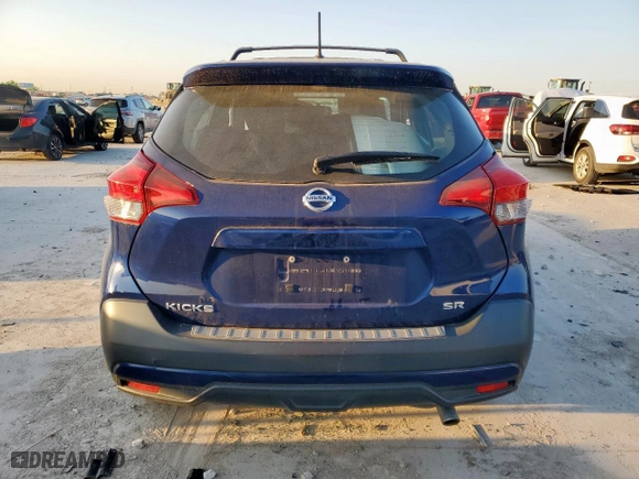 2018 Nissan Kicks SR with VIN 3N1CP5CU4JL513909, listed as a Copart auction lot 52370785 with 54,474 mi miles and Salvage Title. Bid and sale history available at carsss.com. Image 6.