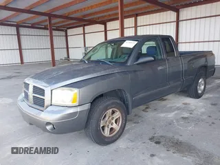 2006 Dodge Dakota SLT with VIN 1D7HE42K96S503989, listed as a IAAI auction lot 41709529 with 138,226 mi miles and . Bid and sale history available at carsss.com. Image 2.
