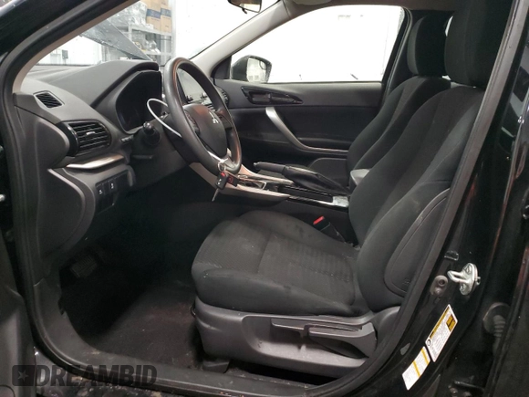 2022 Mitsubishi Eclipse Cross ES z VIN JA4ATUAA5NZ600410, wystawiony jako Copart lot #48032365 z przebiegiem 87 507 mil mil oraz Czysty tytuł • Clean title. Historia ofert i sprzedaży dostępna na DreamBid. Obrazek 7.