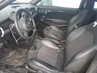 2014 MINI Coupe S z VIN WMWSX3C59ET773064, wystawiony jako Copart lot #42989015 z przebiegiem 135 005 mil mil oraz Szkoda całkowita • Salvage title. Historia ofert i sprzedaży dostępna na DreamBid. Obrazek 7.