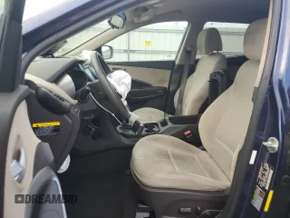 2018 Hyundai Santa Fe 2.4L z VIN 5XYZU3LB2JG537457, wystawiony jako Copart lot #56800005 z przebiegiem 97 344 mil mil oraz Szkoda całkowita • Salvage title. Historia ofert i sprzedaży dostępna na DreamBid. Obrazek 7.