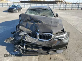 2022 BMW 3 Series 330i with VIN 3MW5R1J04N8C27833, listed as a Copart auction lot 72498634 with 0 mi miles and Salvage Title. Bid and sale history available at carsss.com. Image 5.