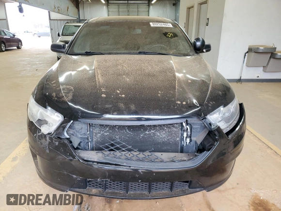 2015 Ford Police Interceptor z VIN 1FAHP2MT3FG105071, wystawiony jako Copart lot #89252465 z przebiegiem 133 078 mil mil oraz Szkoda całkowita • Salvage title. Historia ofert i sprzedaży dostępna na DreamBid. Obrazek 5.