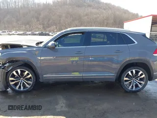 2023 Volkswagen Atlas SEL Premium R-Line с VIN 1V2FE2CA6PC206412, выставлен на аукционе IAAI как лот 41801027 с пробегом 64 898 миль миль и . История ставок и продаж доступна на DreamBid. Изображение 15.