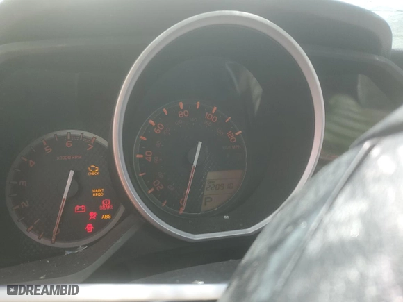 2011 Toyota 4Runner SR5 with VIN JTEZU5JR6B5027629, listed as a Copart auction lot 51328975 with 220,910 mi miles and Salvage Title. Bid and sale history available at carsss.com. Image 9.