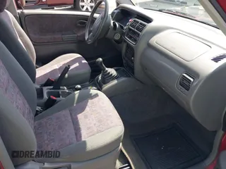 1999 Chevrolet Tracker z VIN 2CNBJ1865X6935435, wystawiony jako IAAI lot #42421108 z przebiegiem Nie podano mil oraz . Historia ofert i sprzedaży dostępna na DreamBid. Obrazek 5.
