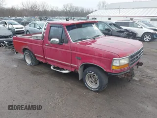 1994 Ford F-150 z VIN 1FTEF15N7RLA01902, wystawiony jako IAAI lot #41881355 z przebiegiem 195 038 mil mil oraz . Historia ofert i sprzedaży dostępna na DreamBid. Obrazek 1.